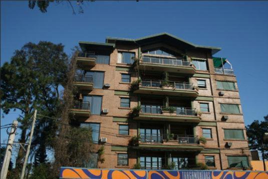 Edificio Nicolas Y Marcelo Siry Posadas Exteriör bild